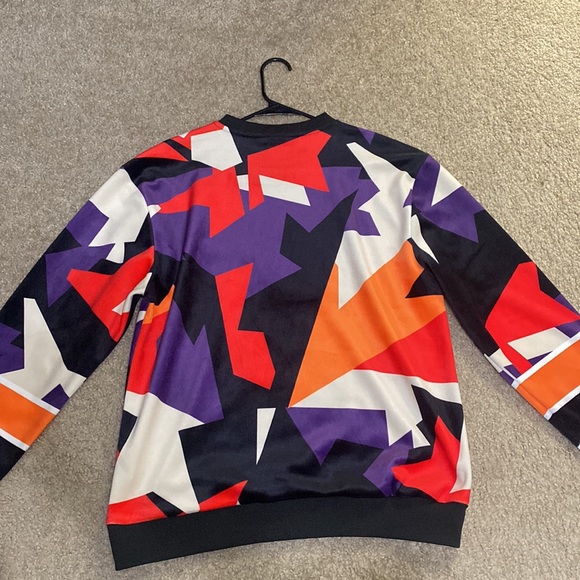 Multi Color Sweater - Picture 2 of 5